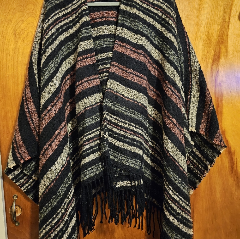 Maurice Wrap one size